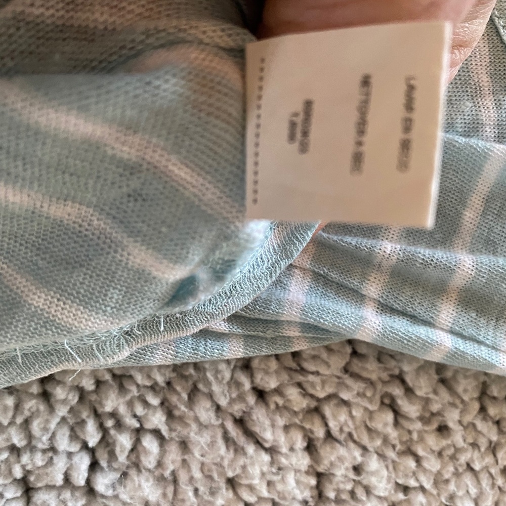 C&C CALIFORNIA /linen knit split neck top - Picture 6 of 7